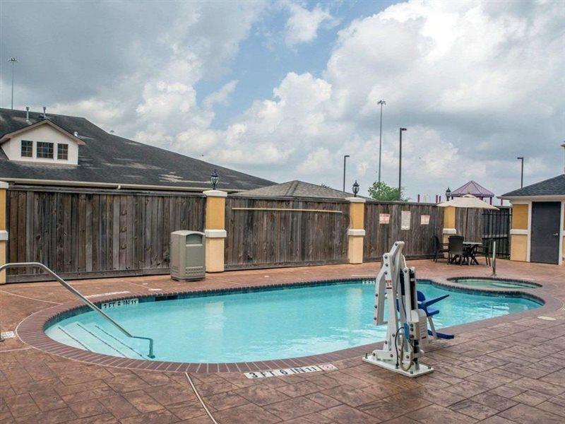Sleep Inn & Suites Pearland - Houston South Exterior photo